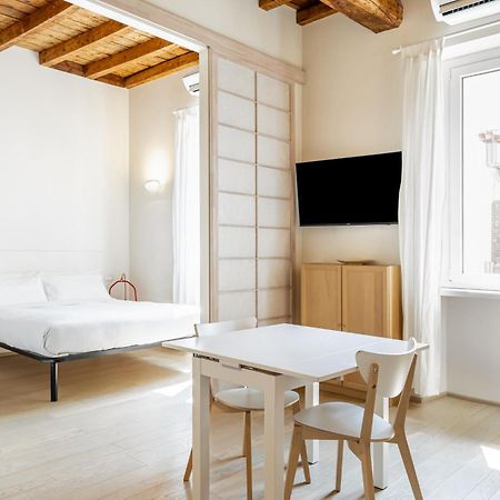 Relstay - Navigli - 1Br Milan Bagian luar foto